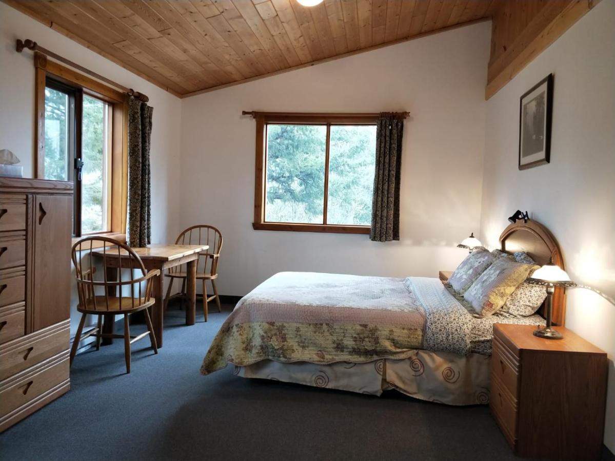 Alpine Meadows Lodge Golden Eksteriør bilde